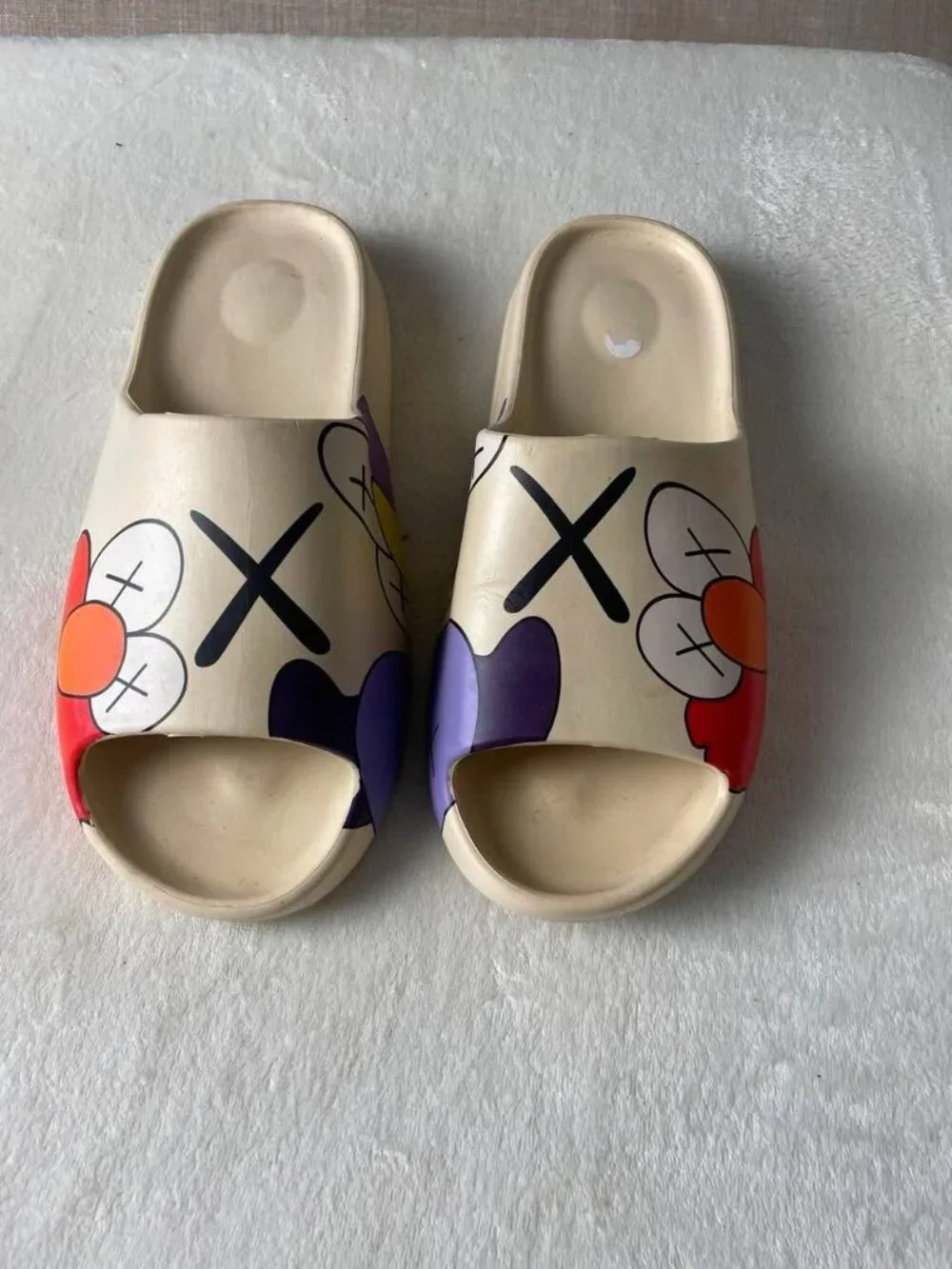 EUC Elmo KAWS Style Summer Slides size 42 Unisex?